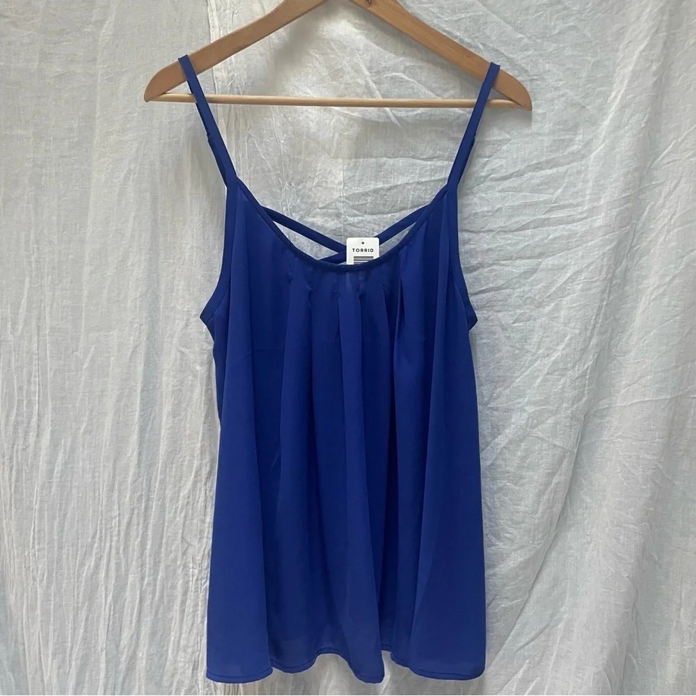 >50%OFF❣️NWT Torrid Blue Georgette Criss Cross Back Tank, M/L,size 00 in Torrid